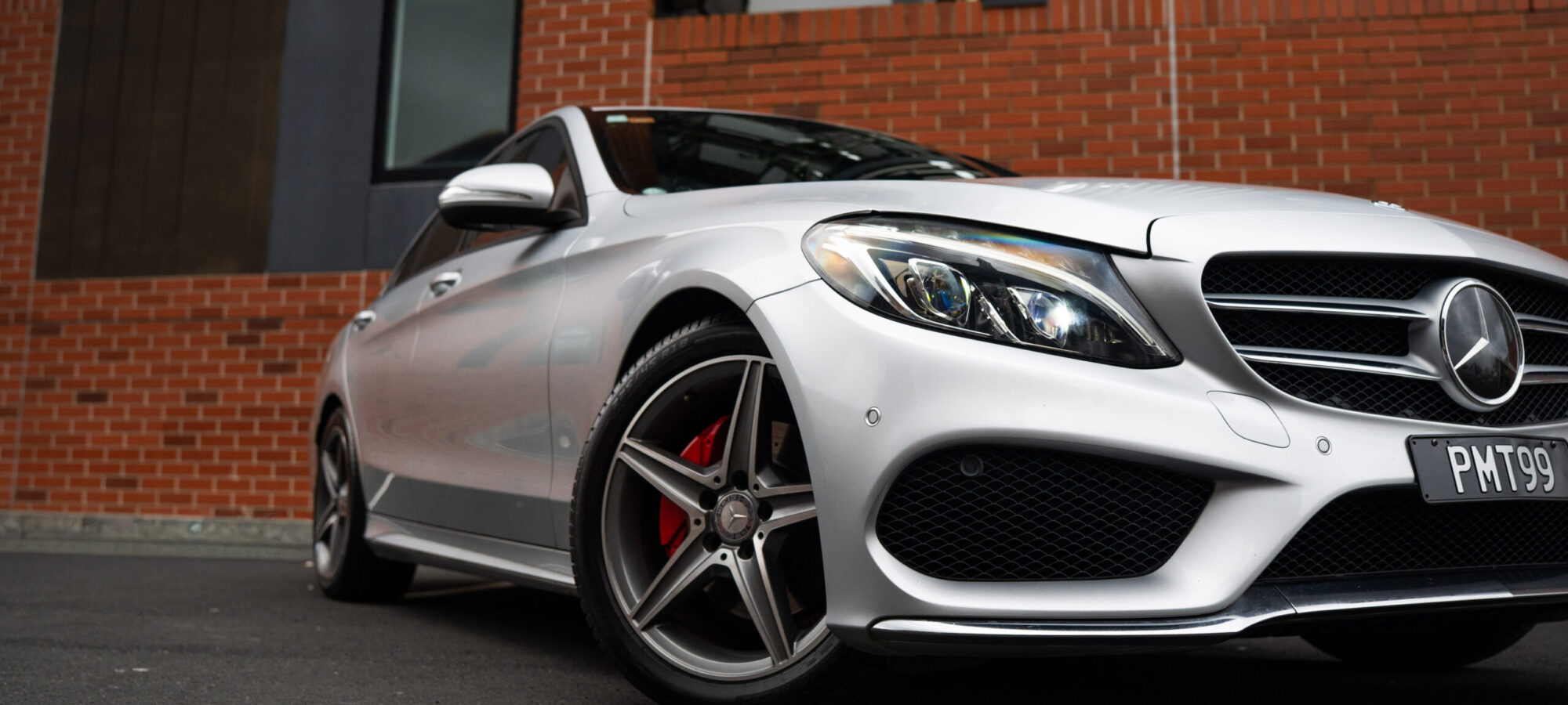 Vehicle Gallery Image