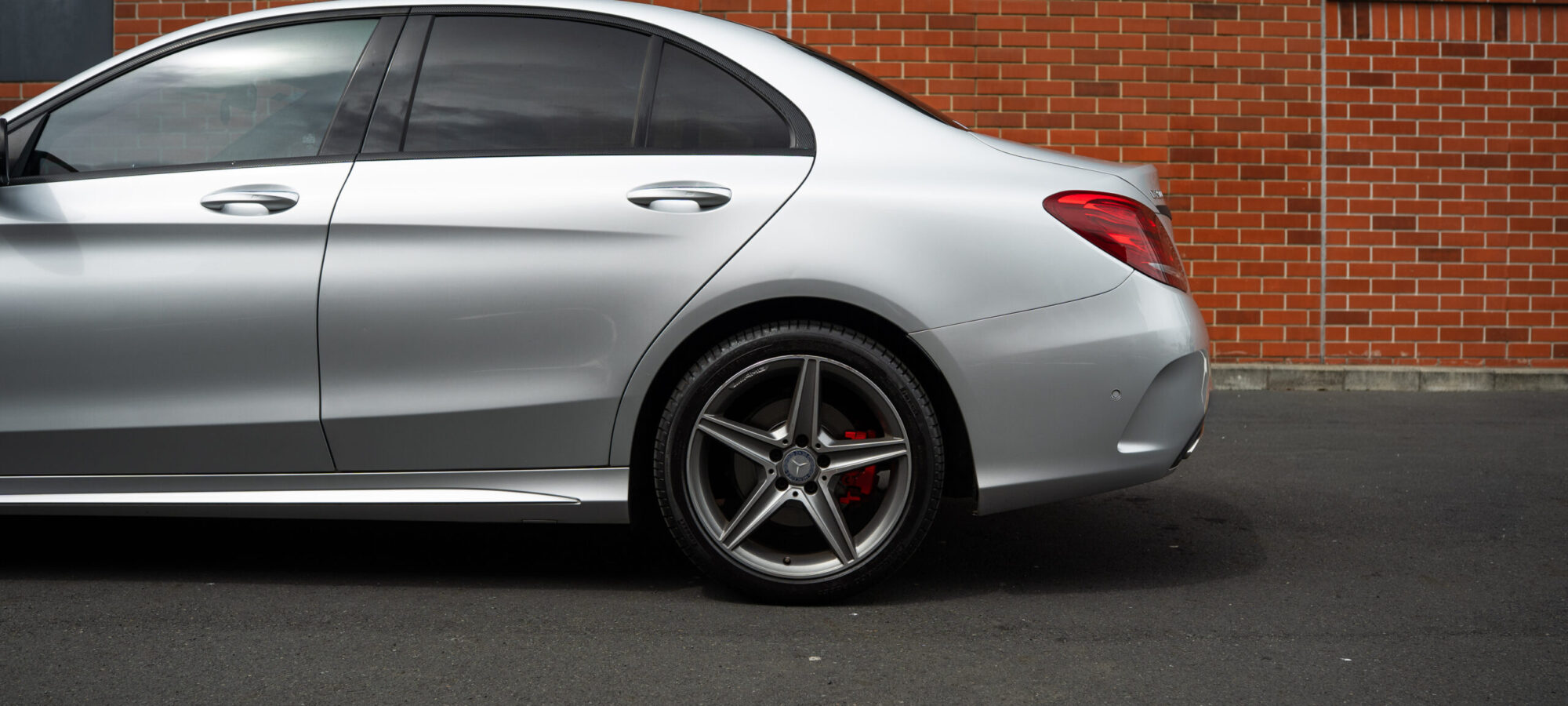 Vehicle Gallery Image