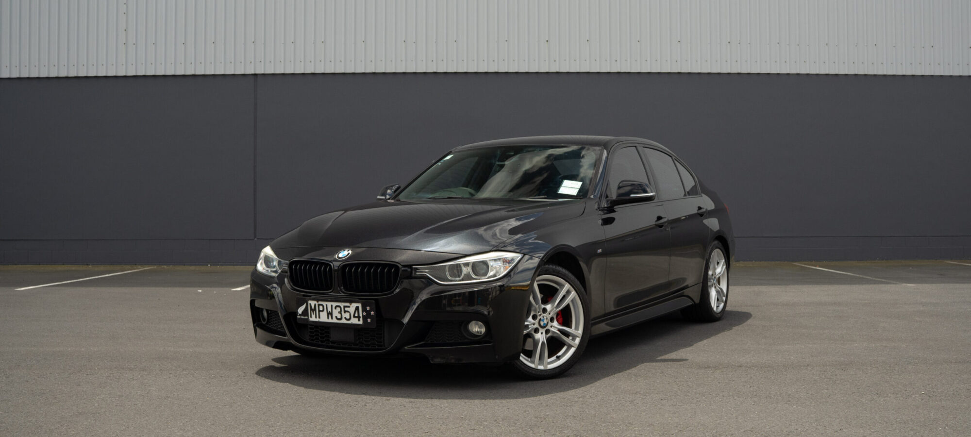 Vehicle Gallery Image