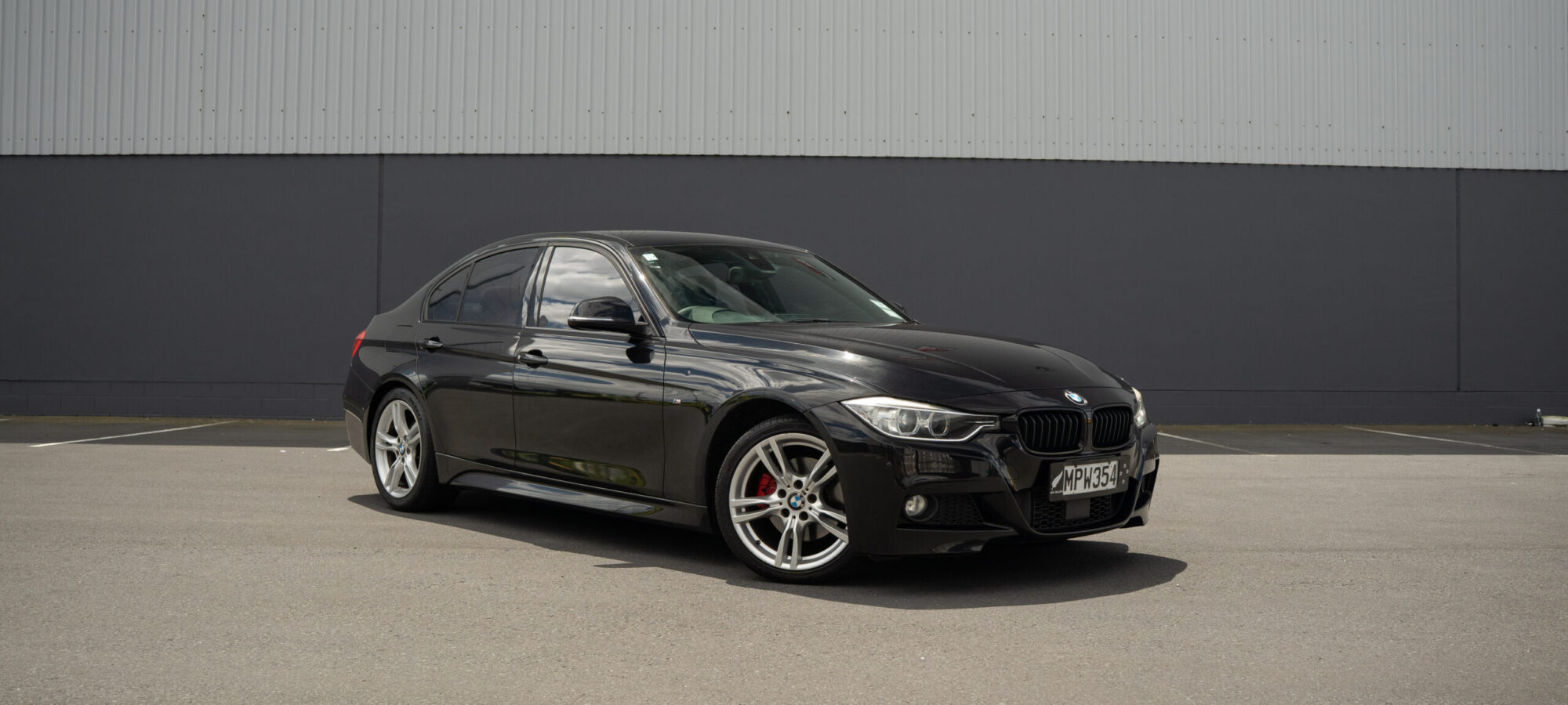 Vehicle Gallery Image