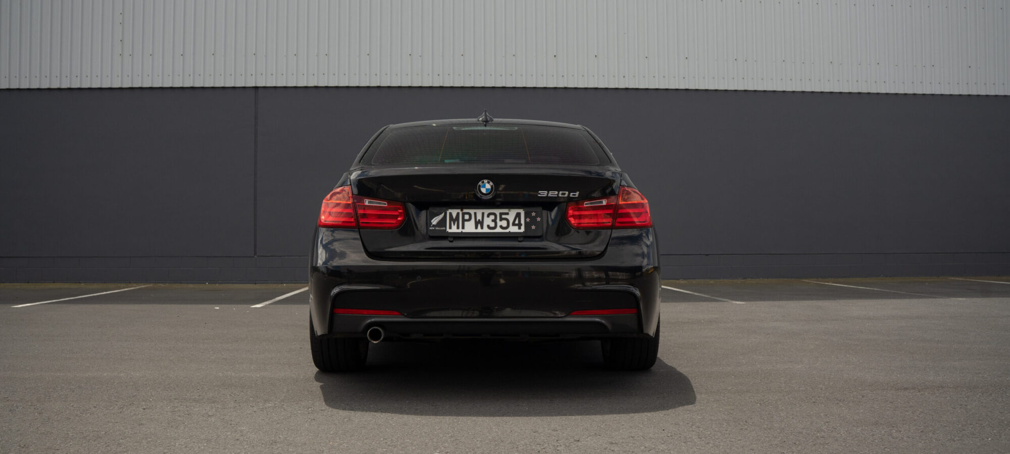 Vehicle Gallery Image