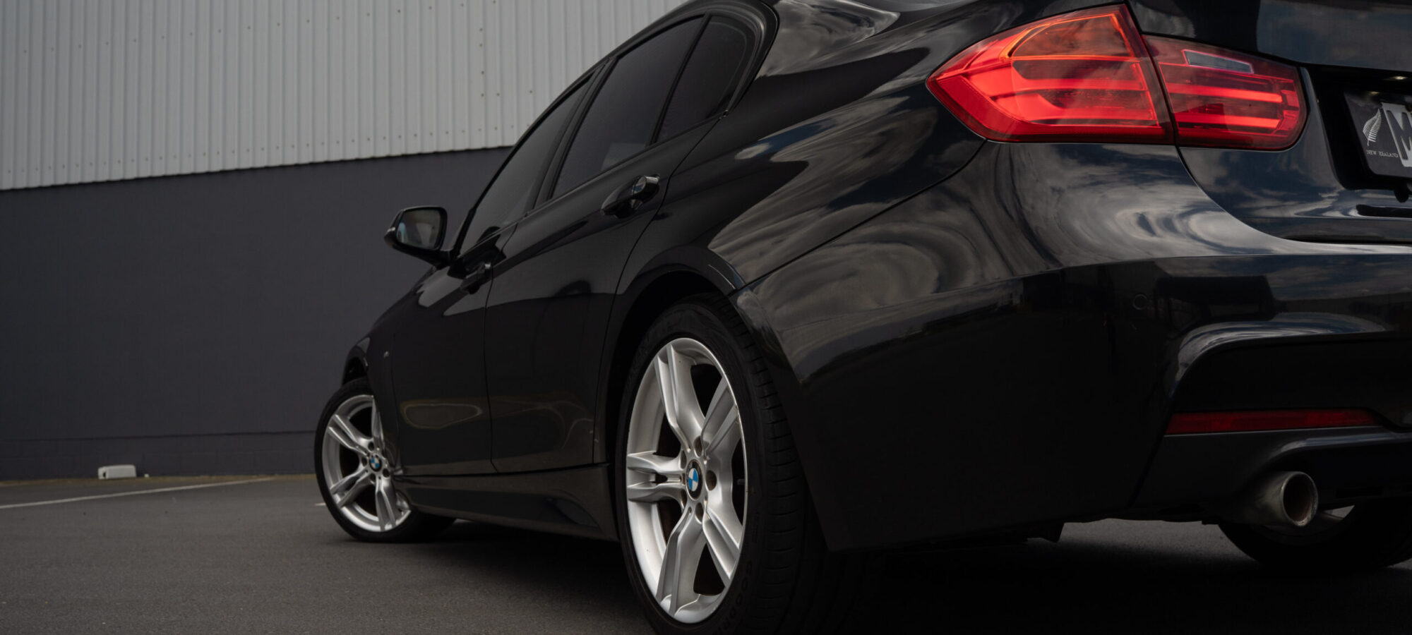 Vehicle Gallery Image