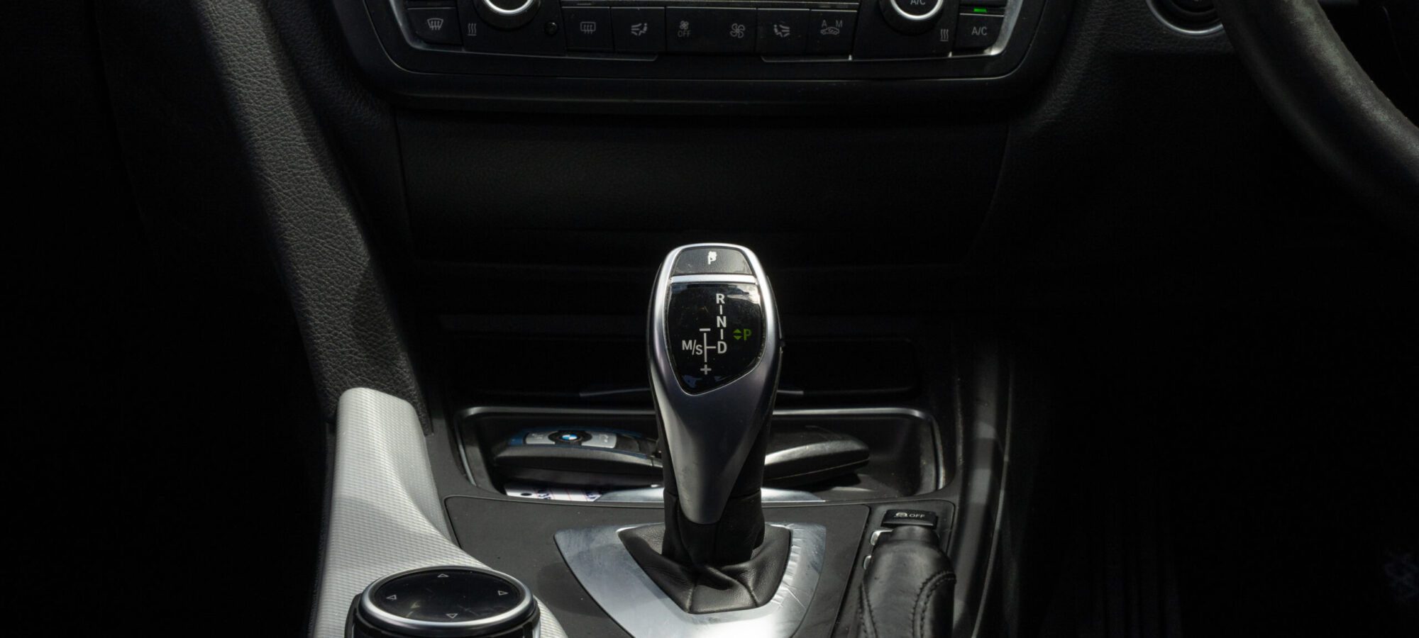 Vehicle Gallery Image