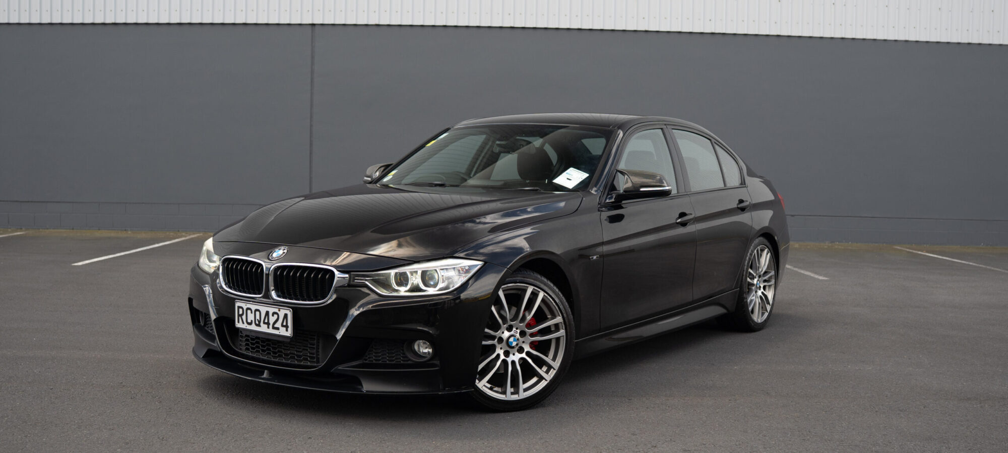 Vehicle Gallery Image