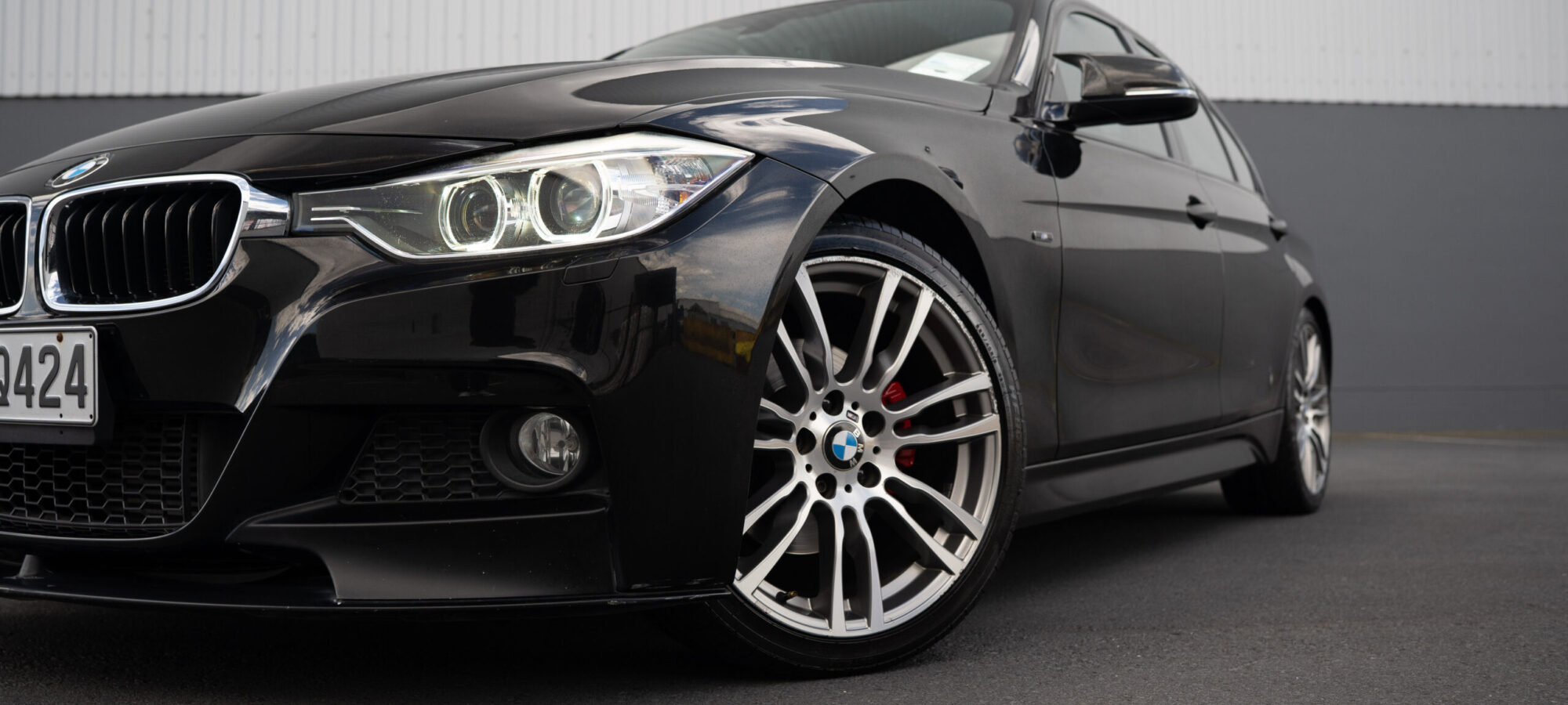 Vehicle Gallery Image