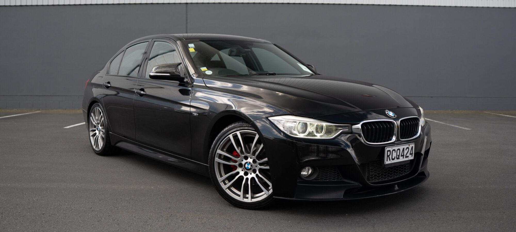 Vehicle Gallery Image