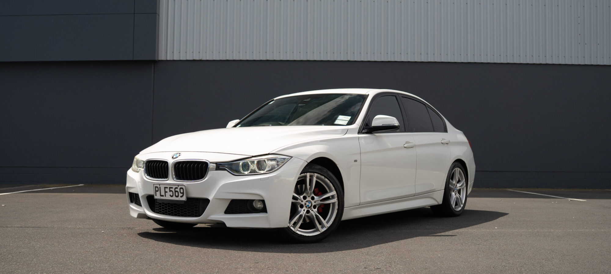 Vehicle Gallery Image