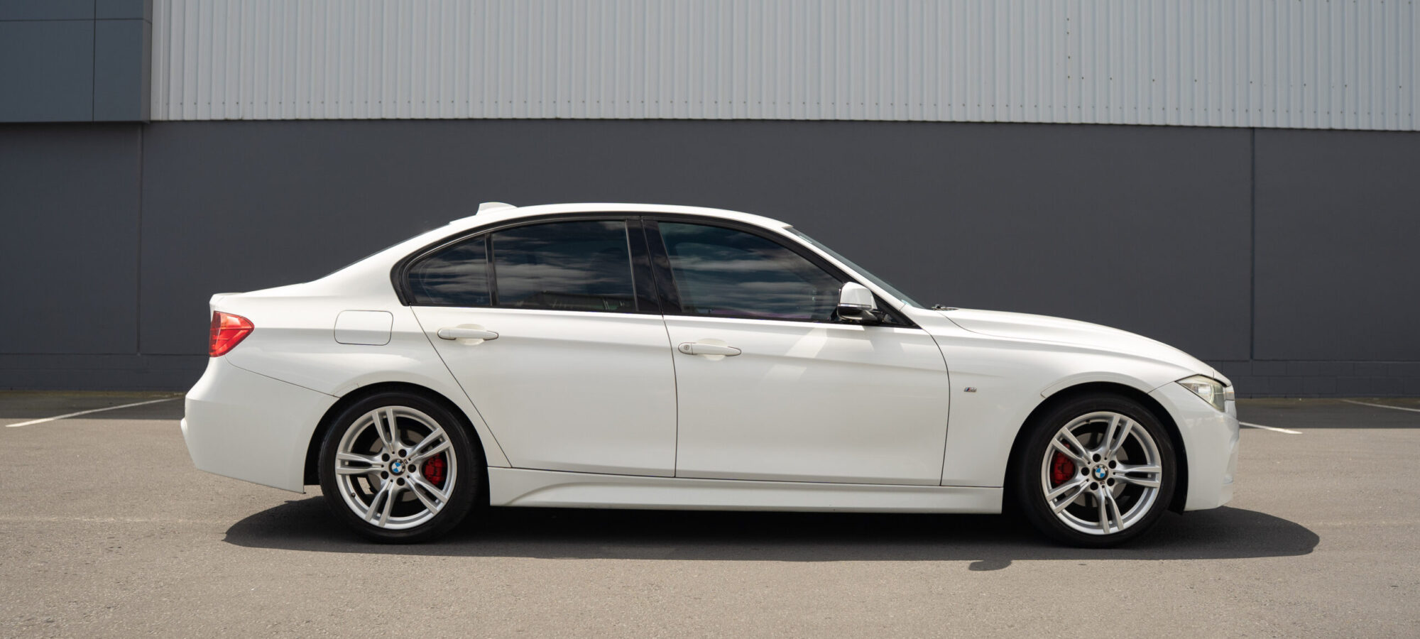 Vehicle Gallery Image