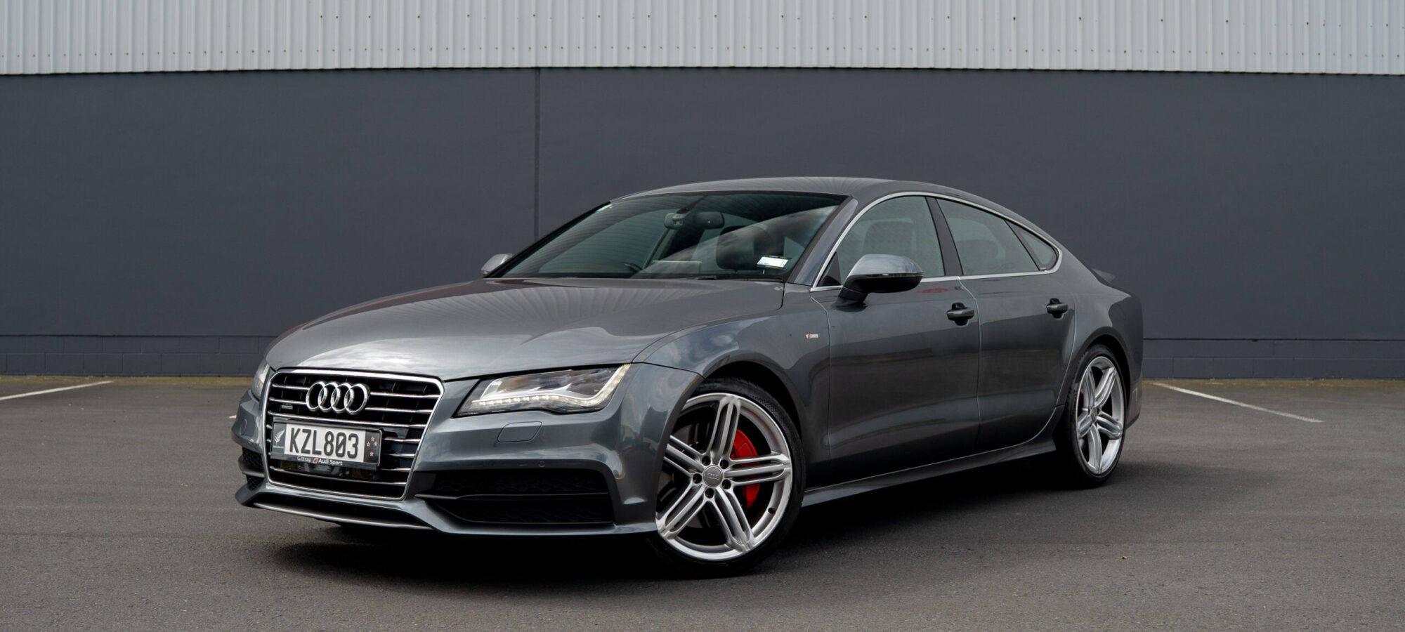 Vehicle Gallery Image