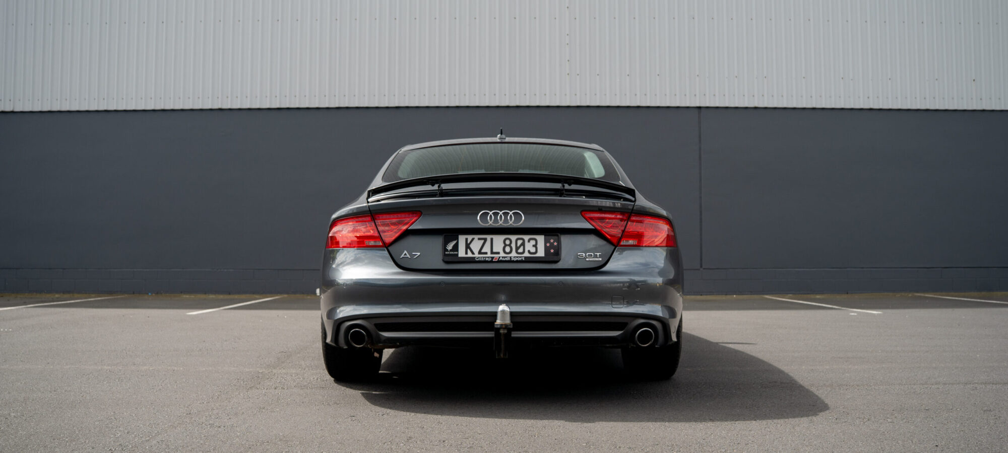 Vehicle Gallery Image