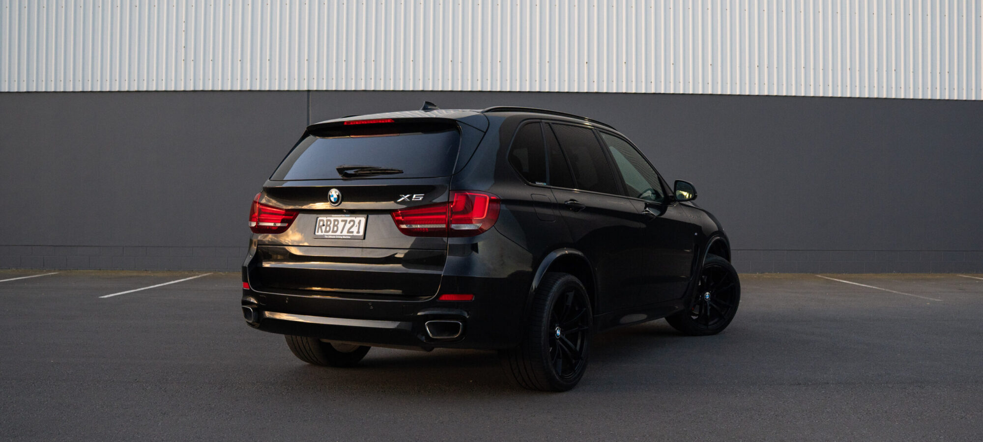 Vehicle Gallery Image