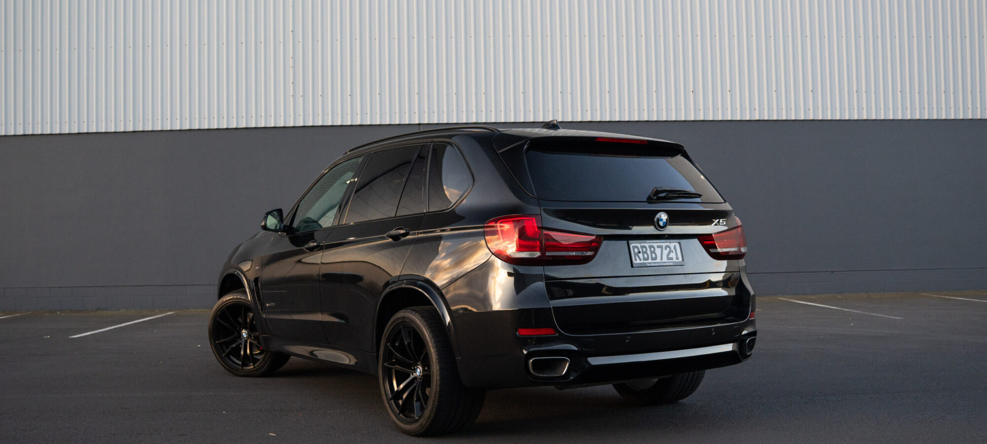 Vehicle Gallery Image