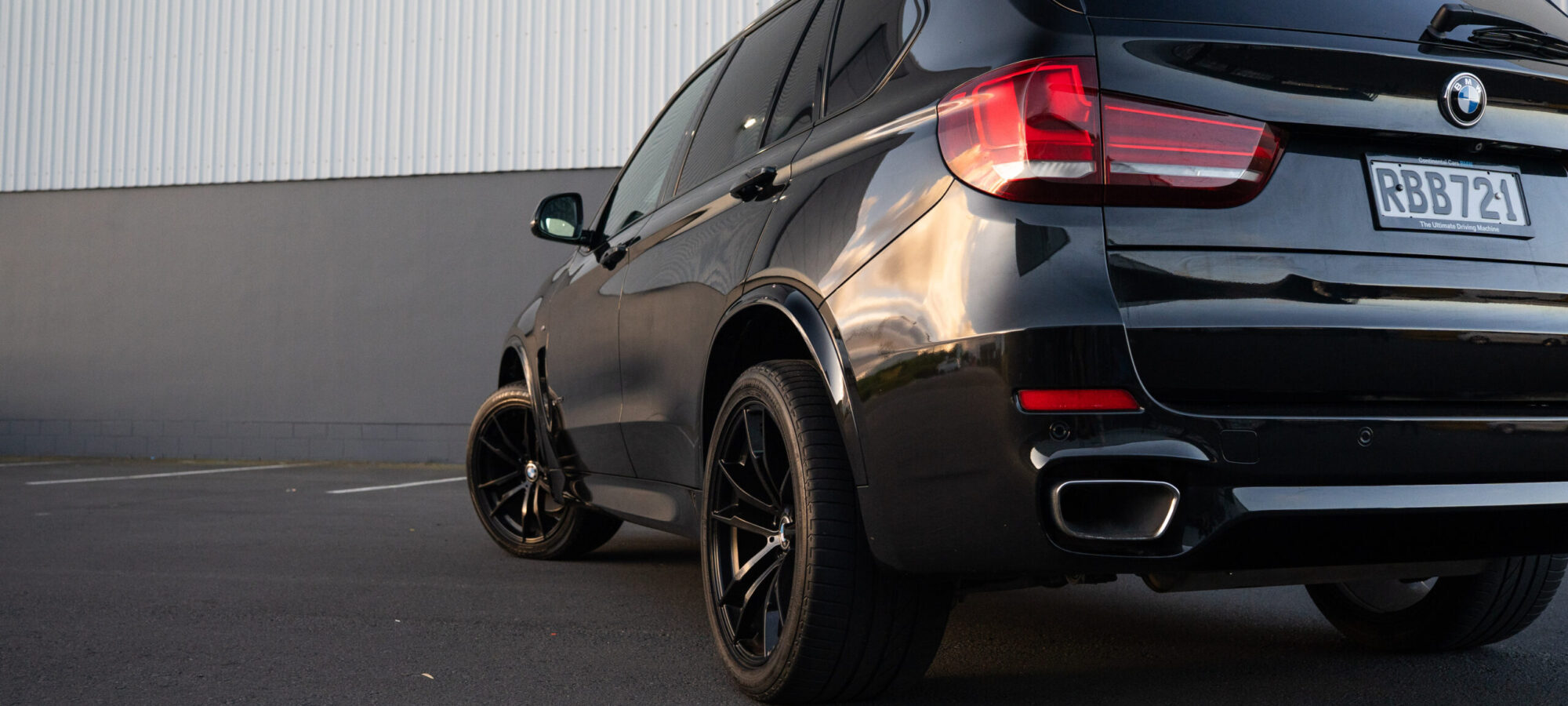 Vehicle Gallery Image