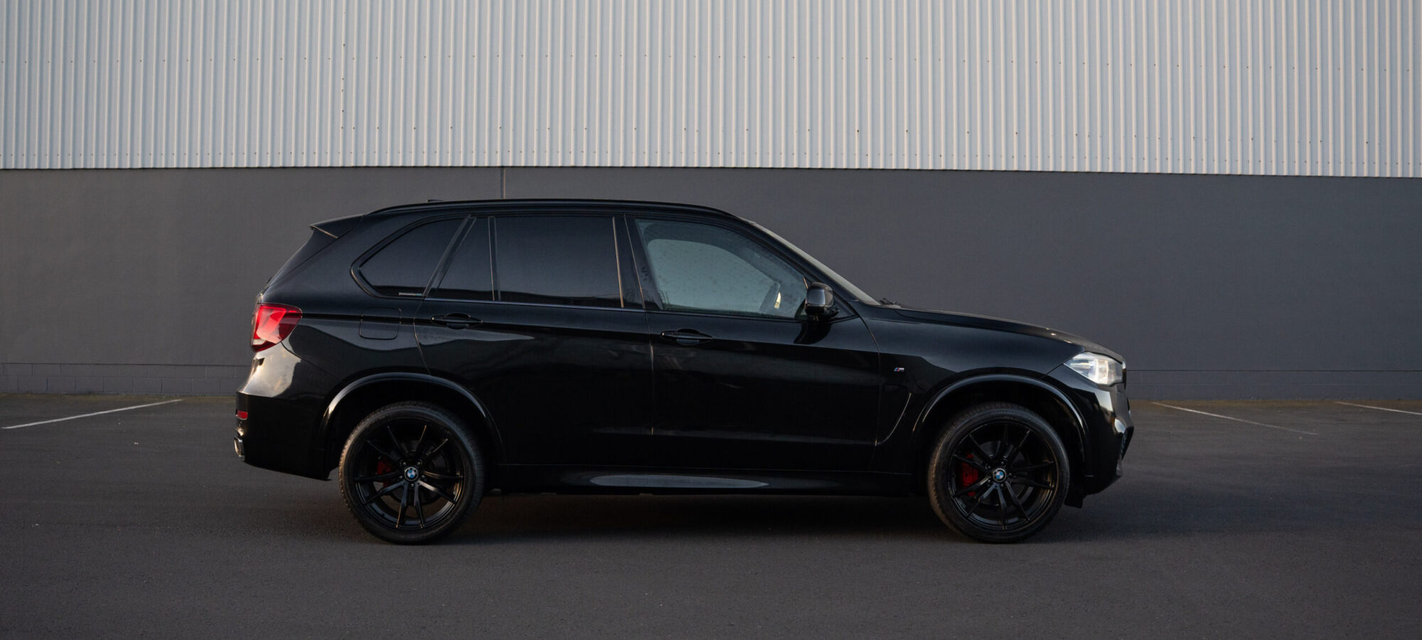 Vehicle Gallery Image