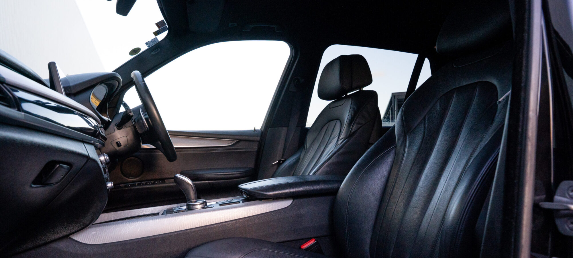 Vehicle Gallery Image