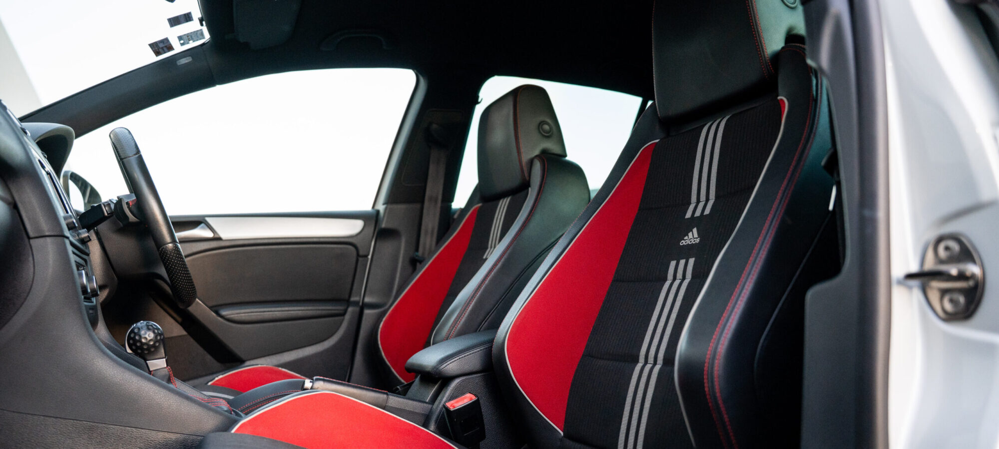 Vehicle Gallery Image