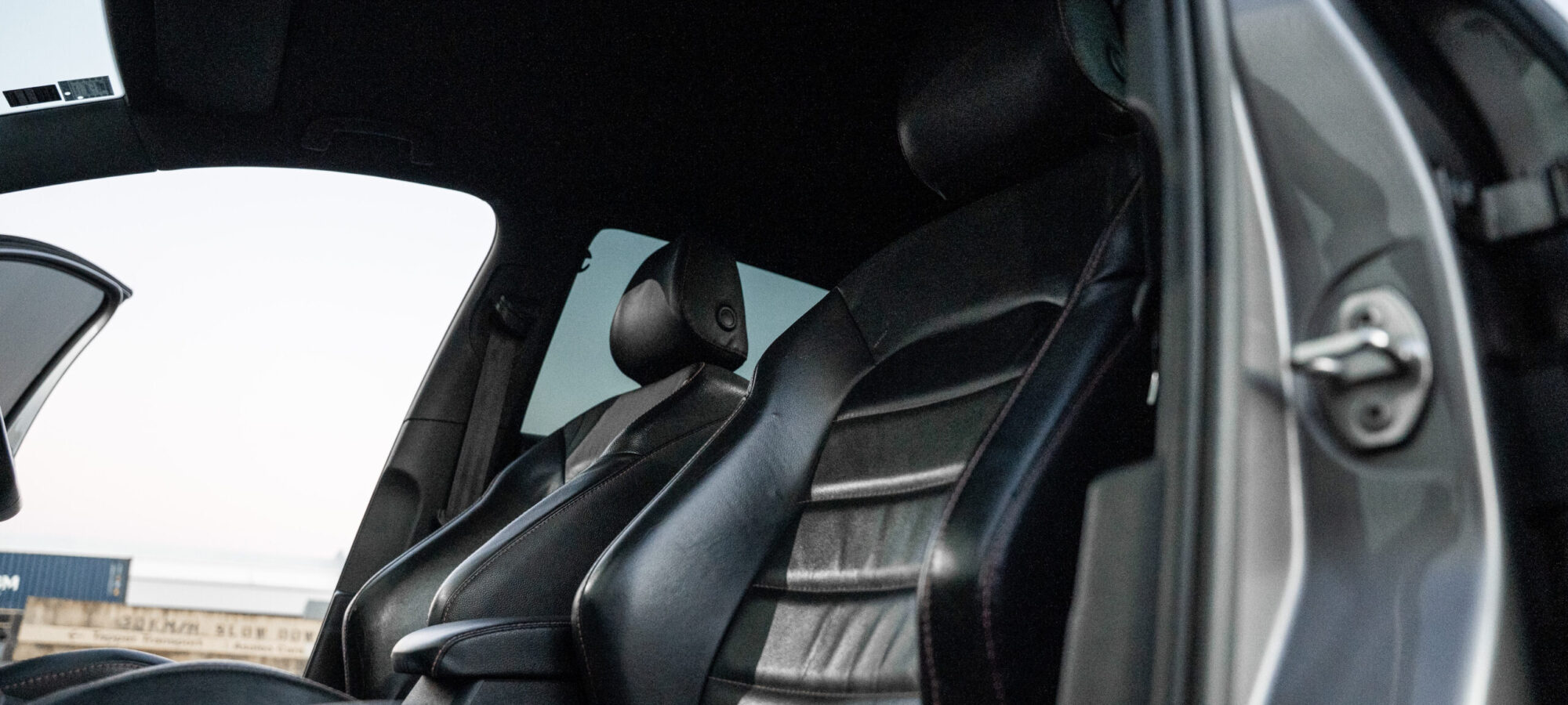 Vehicle Gallery Image