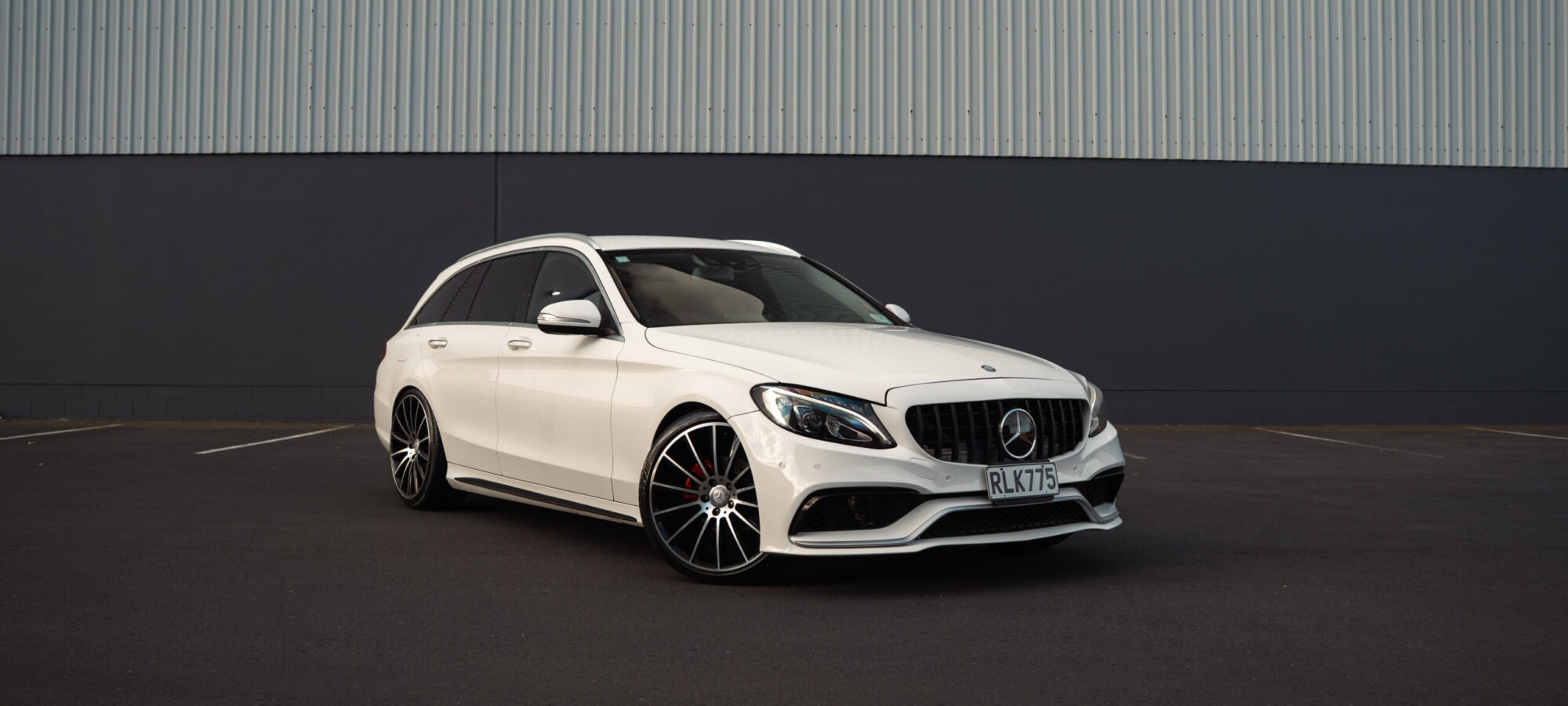 Vehicle Gallery Image