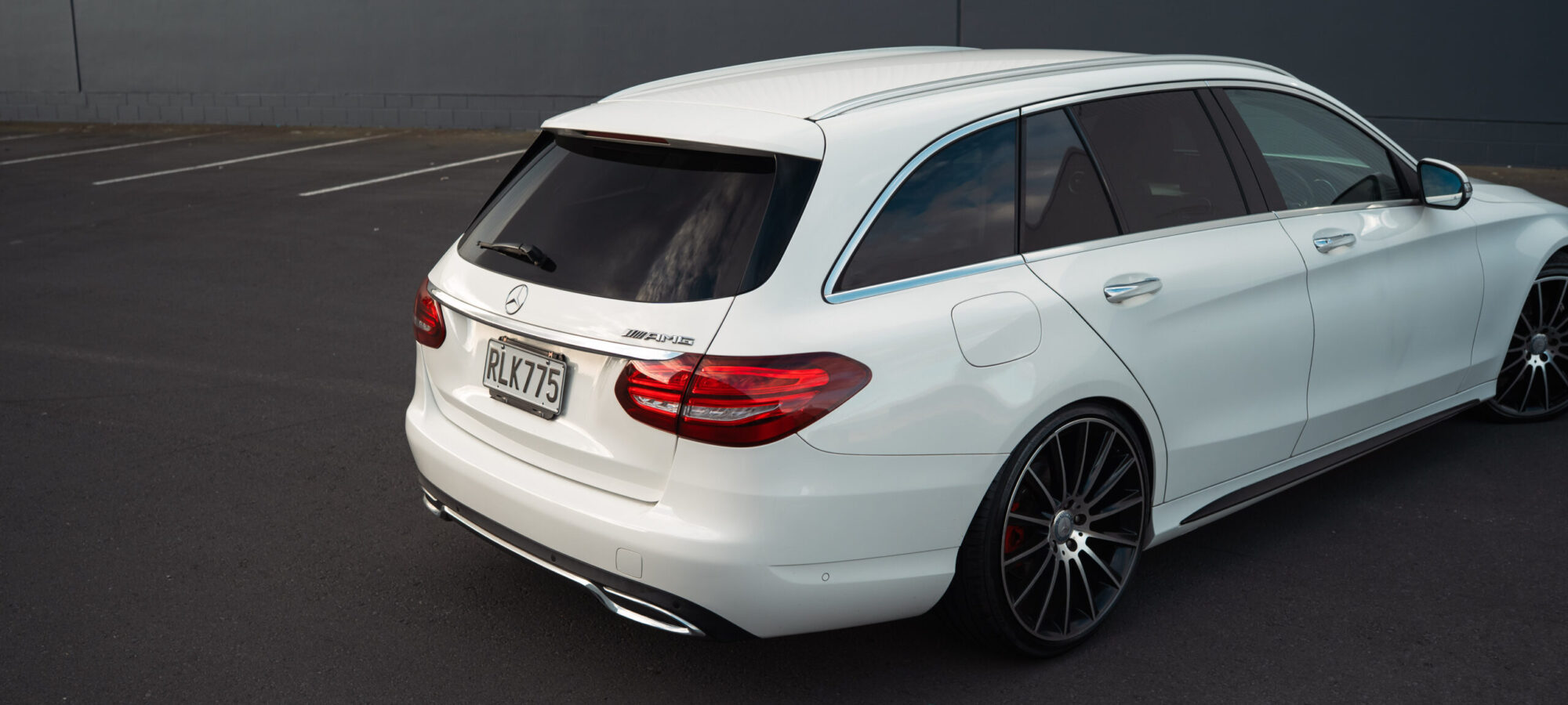 Vehicle Gallery Image