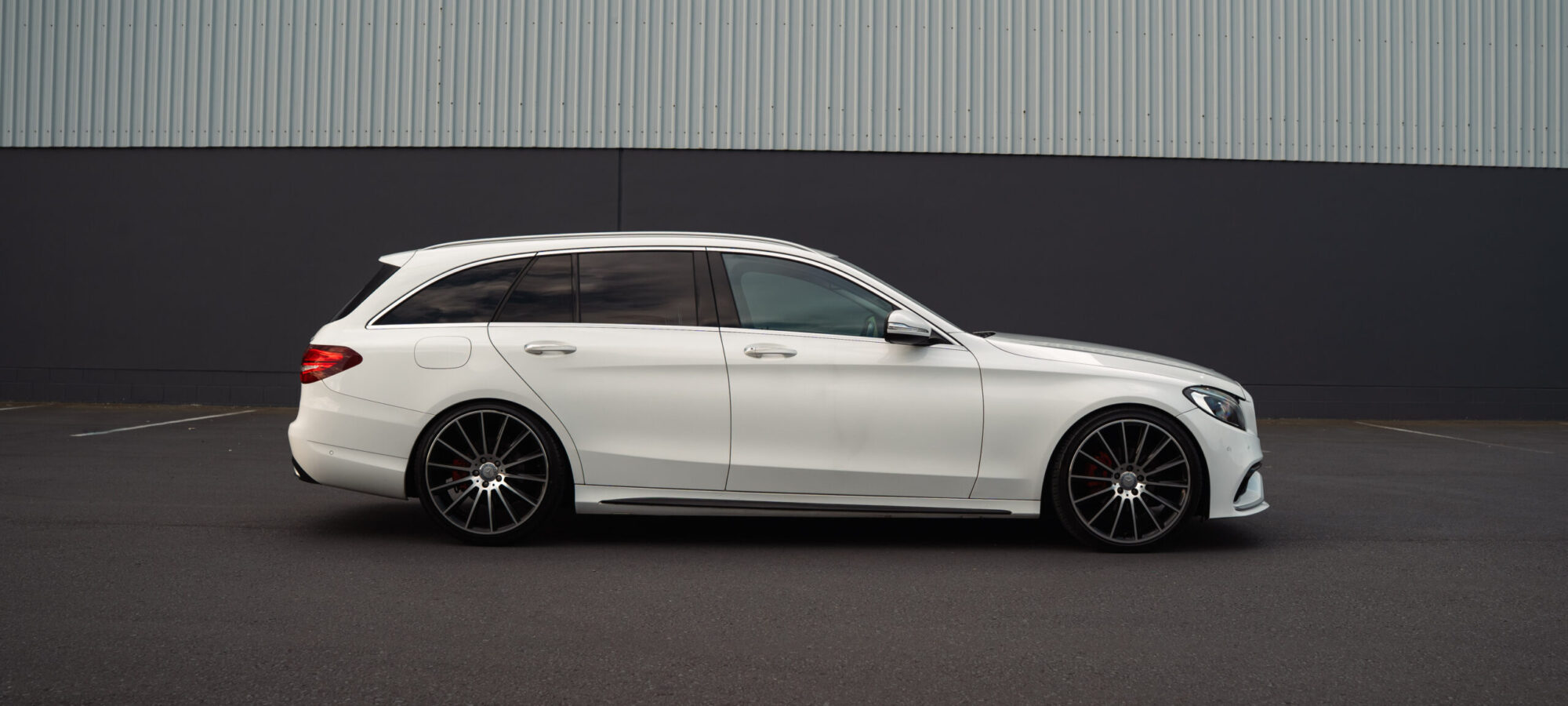 Vehicle Gallery Image