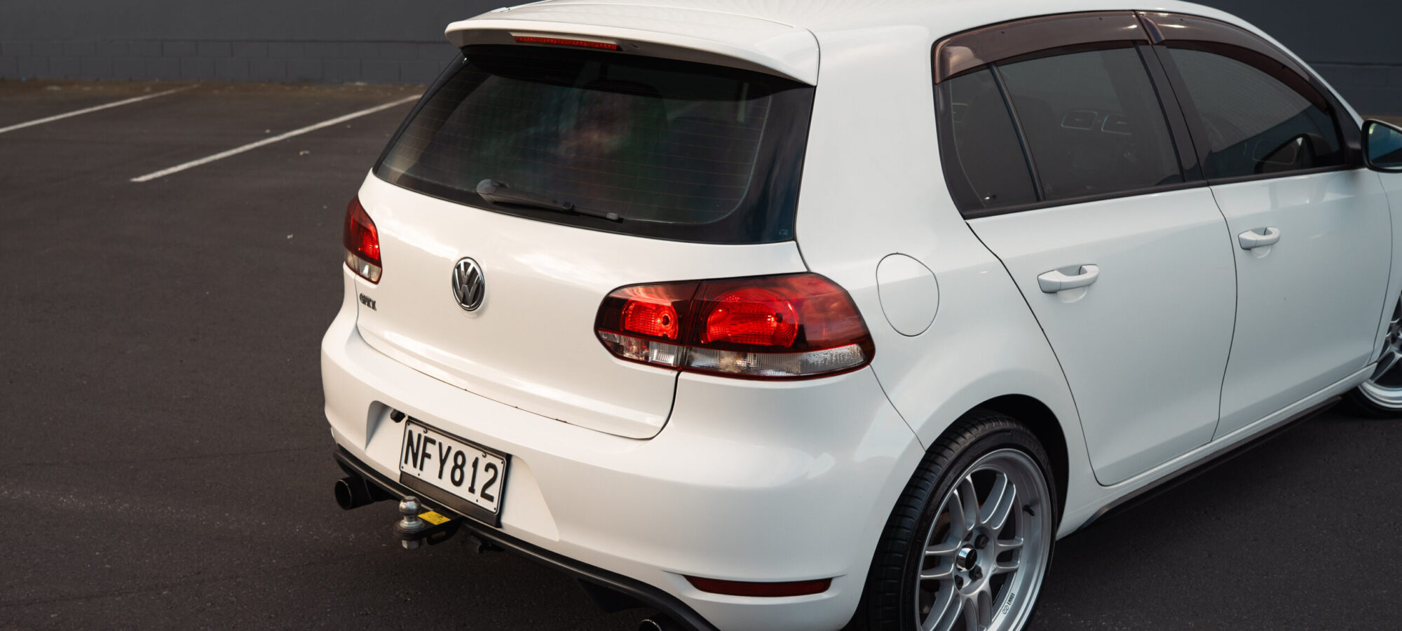 Vehicle Gallery Image