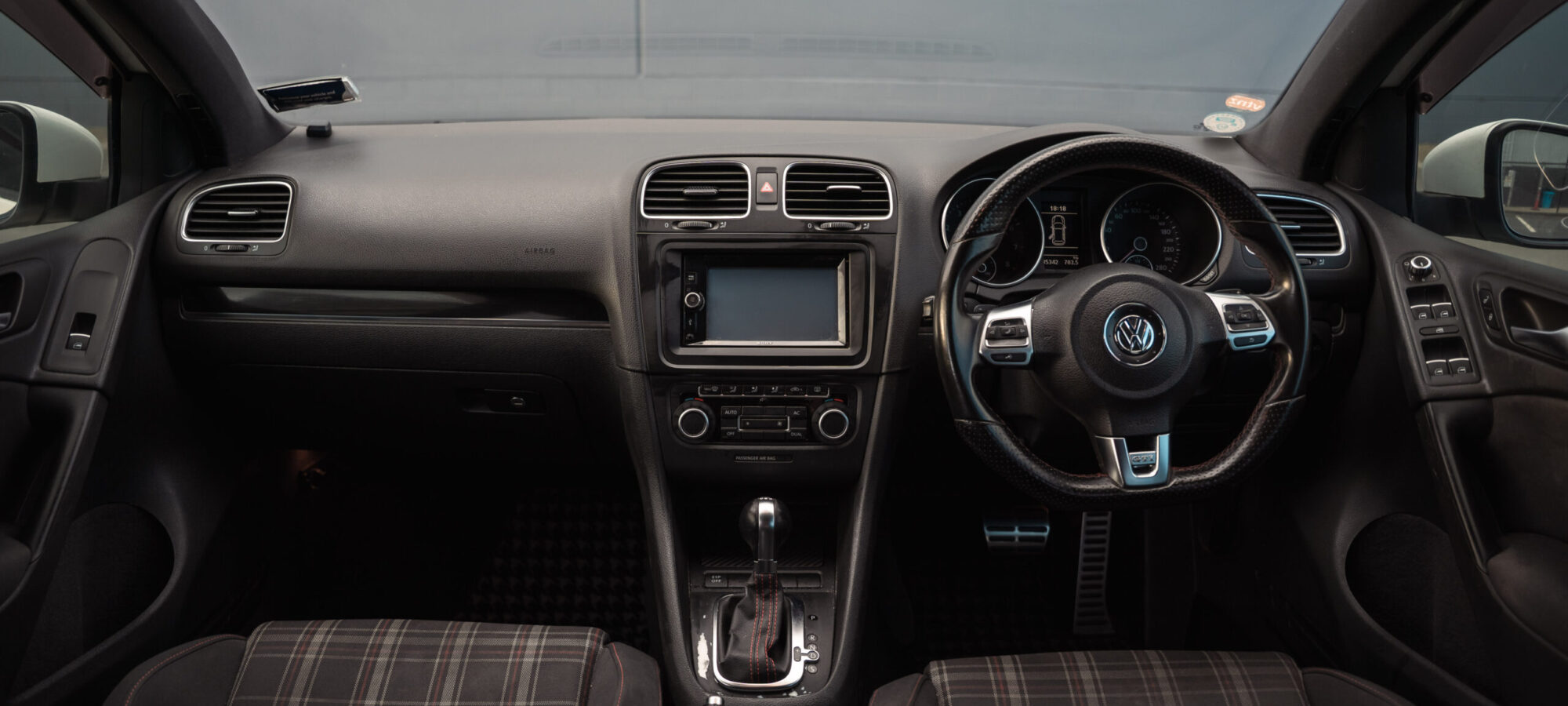 Vehicle Gallery Image