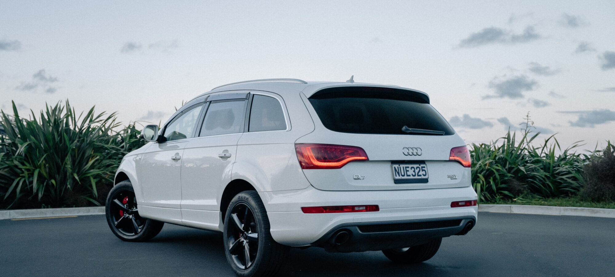 Vehicle Gallery Image